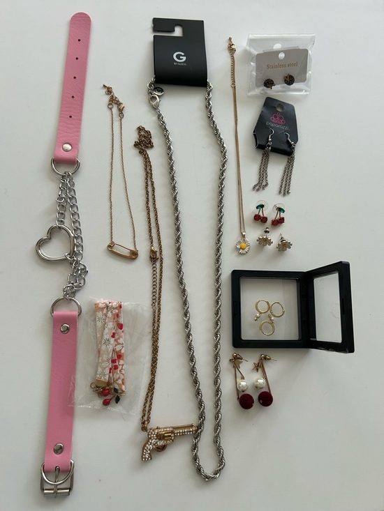 Mix Brands Jewelry - Mixed Brands Women’s Jewelry Set Pink Chokers & Gold/Silver Necklaces, Earrings